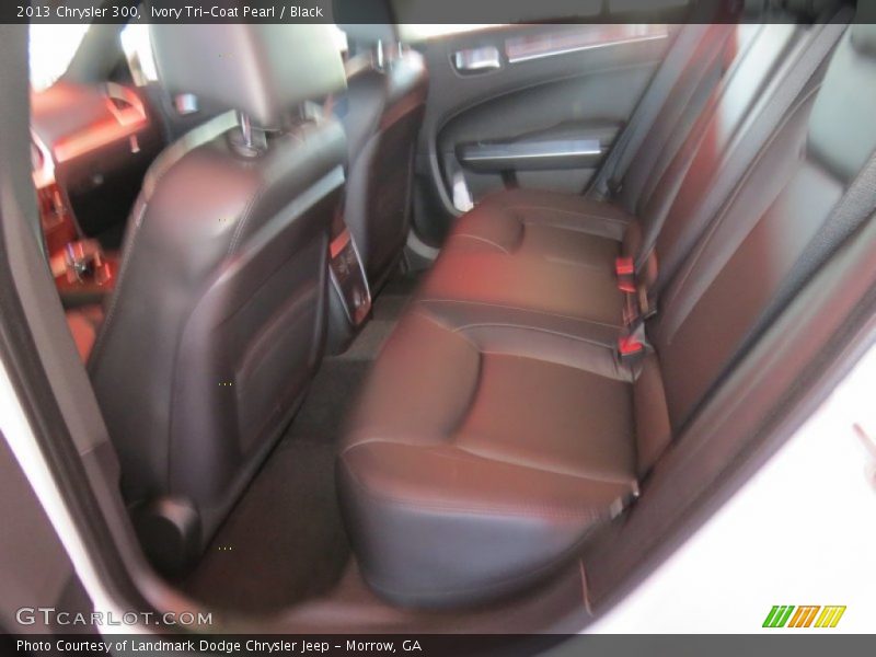 Ivory Tri-Coat Pearl / Black 2013 Chrysler 300