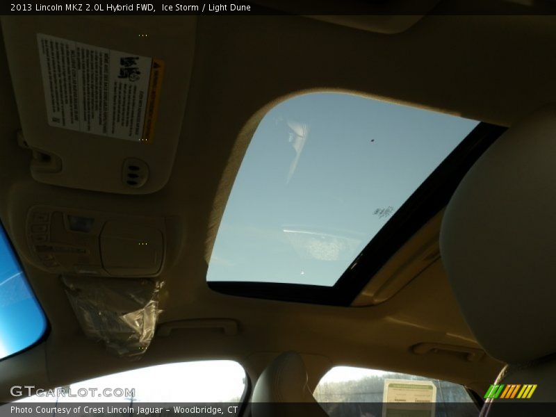 Sunroof of 2013 MKZ 2.0L Hybrid FWD
