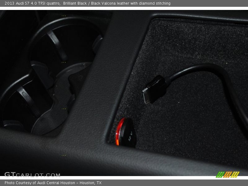 Brilliant Black / Black Valcona leather with diamond stitching 2013 Audi S7 4.0 TFSI quattro