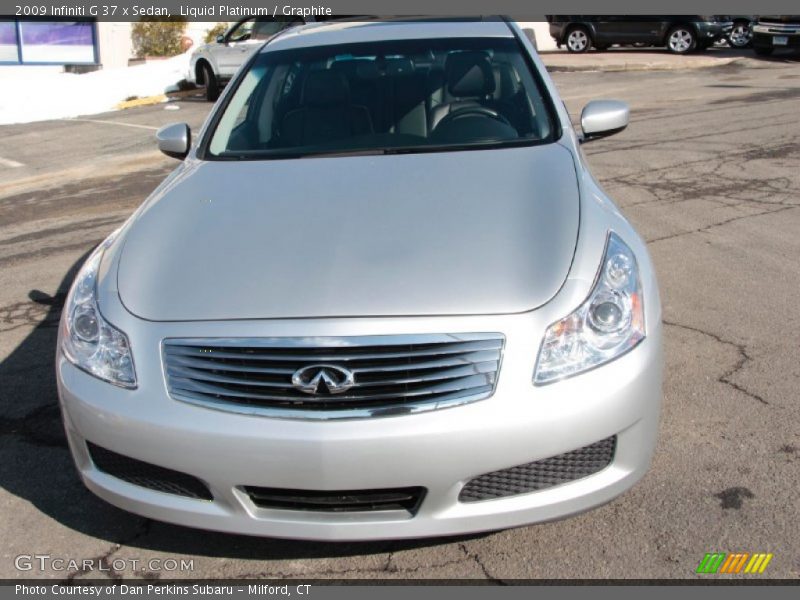 Liquid Platinum / Graphite 2009 Infiniti G 37 x Sedan