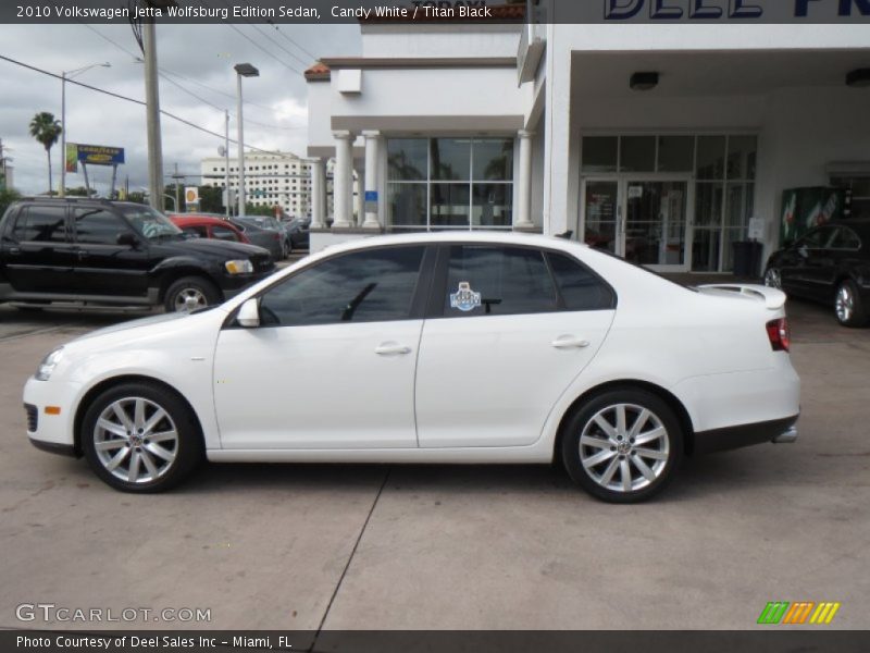 Candy White / Titan Black 2010 Volkswagen Jetta Wolfsburg Edition Sedan