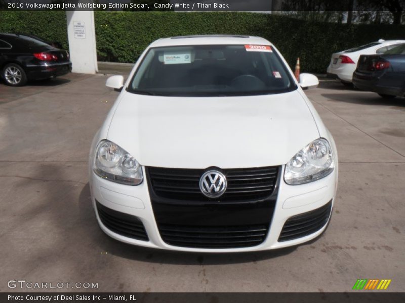 Candy White / Titan Black 2010 Volkswagen Jetta Wolfsburg Edition Sedan