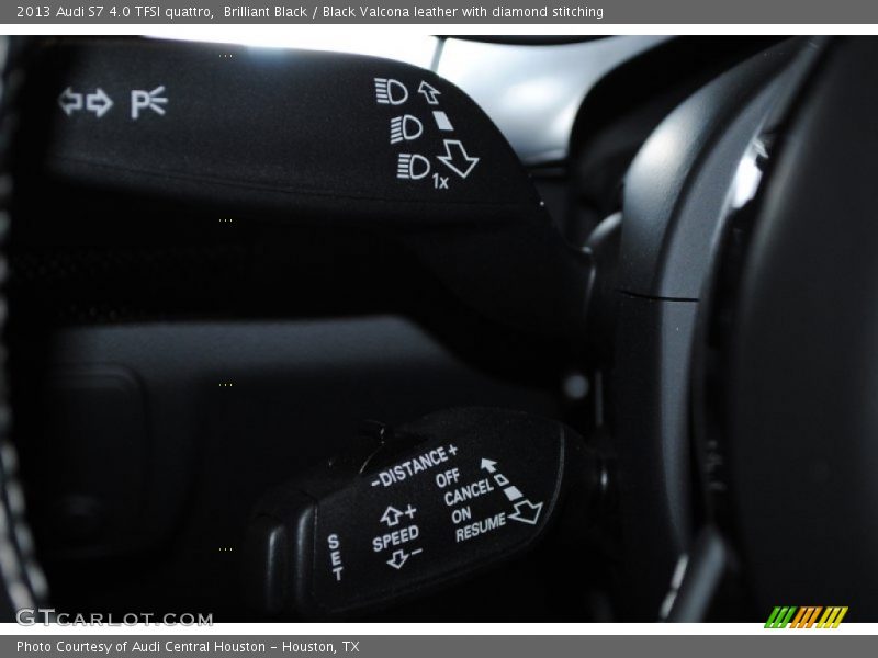 Controls of 2013 S7 4.0 TFSI quattro