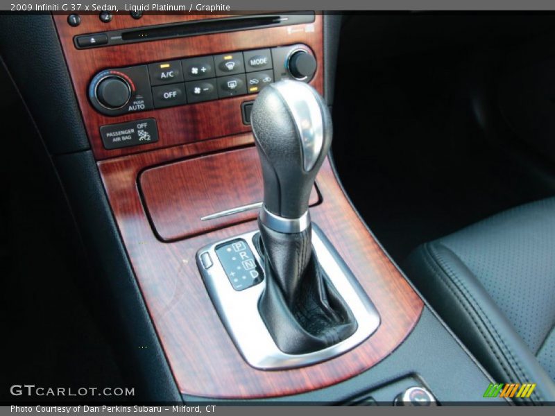 Liquid Platinum / Graphite 2009 Infiniti G 37 x Sedan