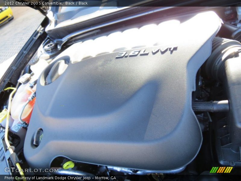 Black / Black 2012 Chrysler 200 S Convertible