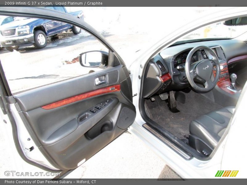 Liquid Platinum / Graphite 2009 Infiniti G 37 x Sedan