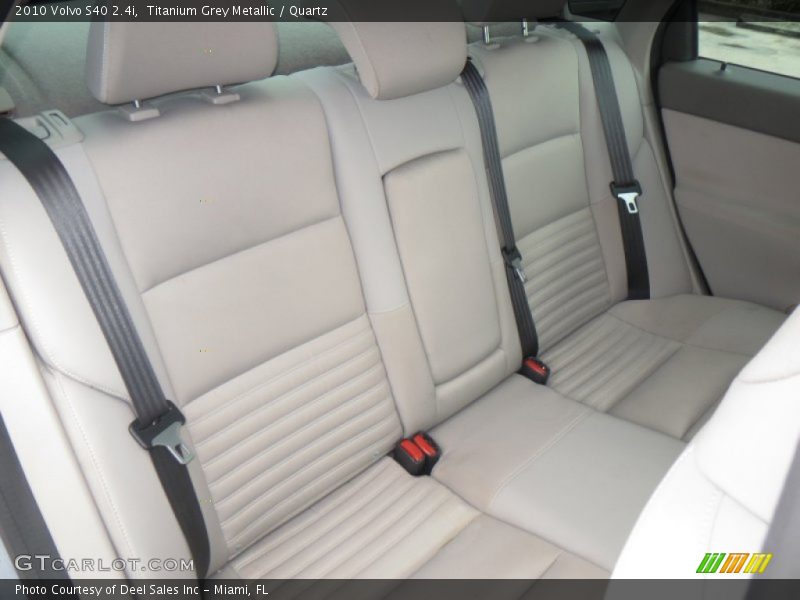 Rear Seat of 2010 S40 2.4i