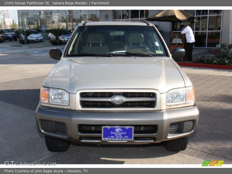 Sahara Beige Metallic / Parchment 2000 Nissan Pathfinder SE