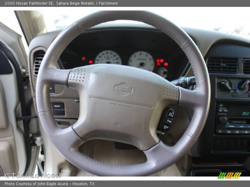 Sahara Beige Metallic / Parchment 2000 Nissan Pathfinder SE