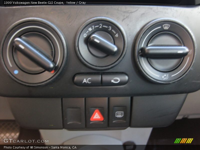 Yellow / Gray 1999 Volkswagen New Beetle GLS Coupe