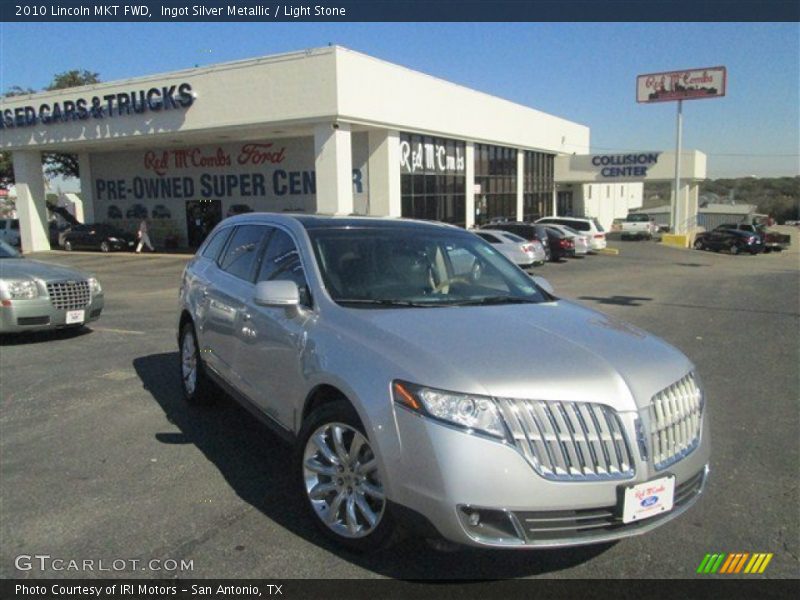 Ingot Silver Metallic / Light Stone 2010 Lincoln MKT FWD