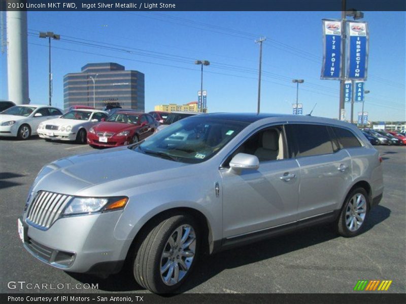 Ingot Silver Metallic / Light Stone 2010 Lincoln MKT FWD