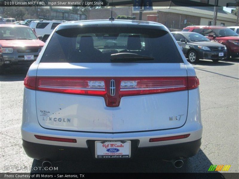 Ingot Silver Metallic / Light Stone 2010 Lincoln MKT FWD