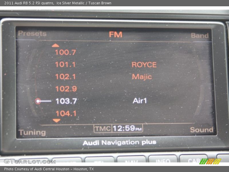 Audio System of 2011 R8 5.2 FSI quattro