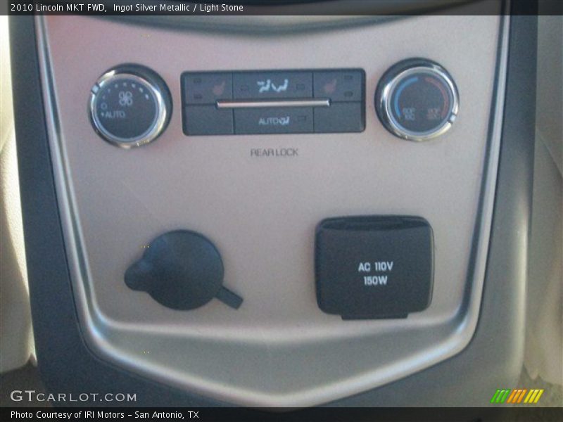 Ingot Silver Metallic / Light Stone 2010 Lincoln MKT FWD