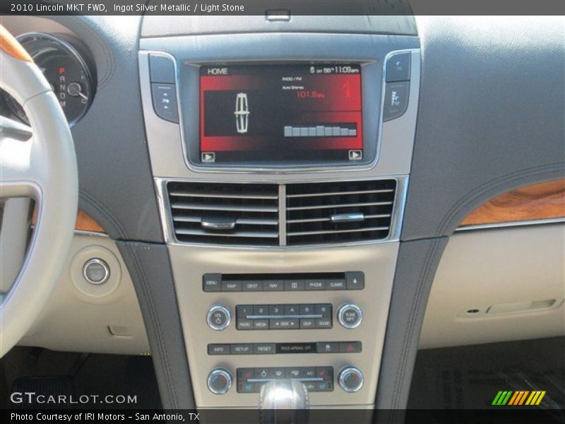 Ingot Silver Metallic / Light Stone 2010 Lincoln MKT FWD