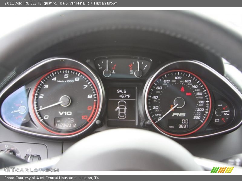  2011 R8 5.2 FSI quattro 5.2 FSI quattro Gauges