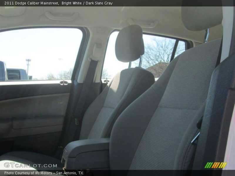 Bright White / Dark Slate Gray 2011 Dodge Caliber Mainstreet