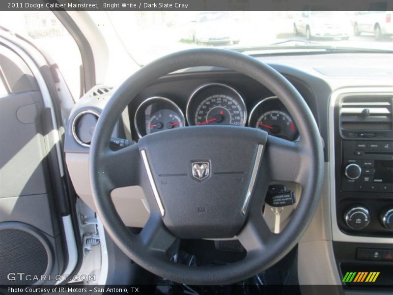 Bright White / Dark Slate Gray 2011 Dodge Caliber Mainstreet