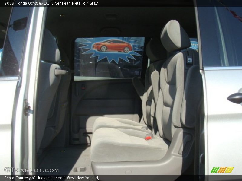 Silver Pearl Metallic / Gray 2009 Honda Odyssey LX