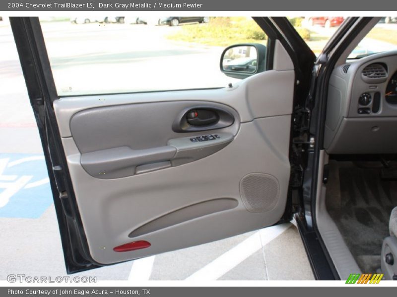 Dark Gray Metallic / Medium Pewter 2004 Chevrolet TrailBlazer LS