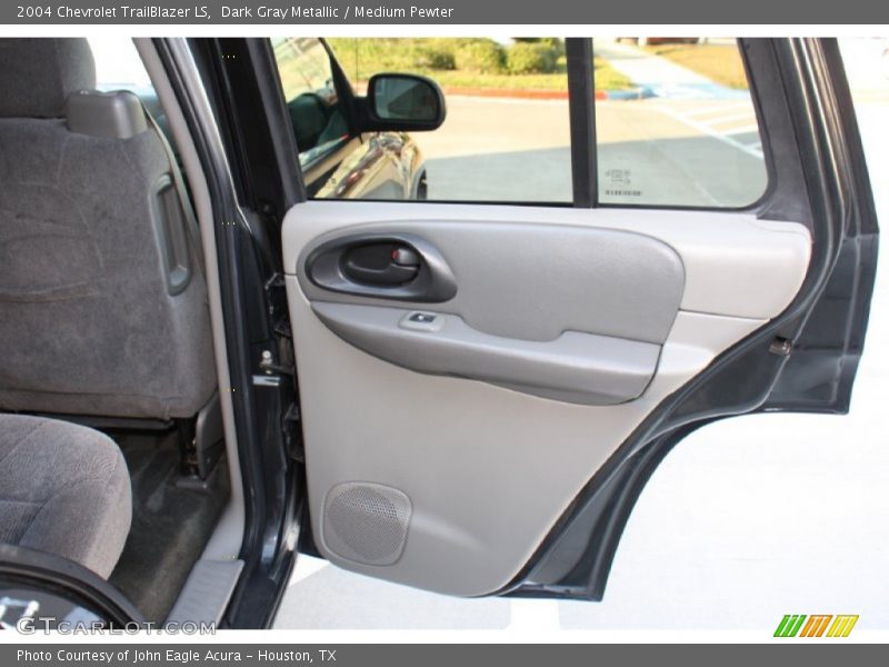 Dark Gray Metallic / Medium Pewter 2004 Chevrolet TrailBlazer LS