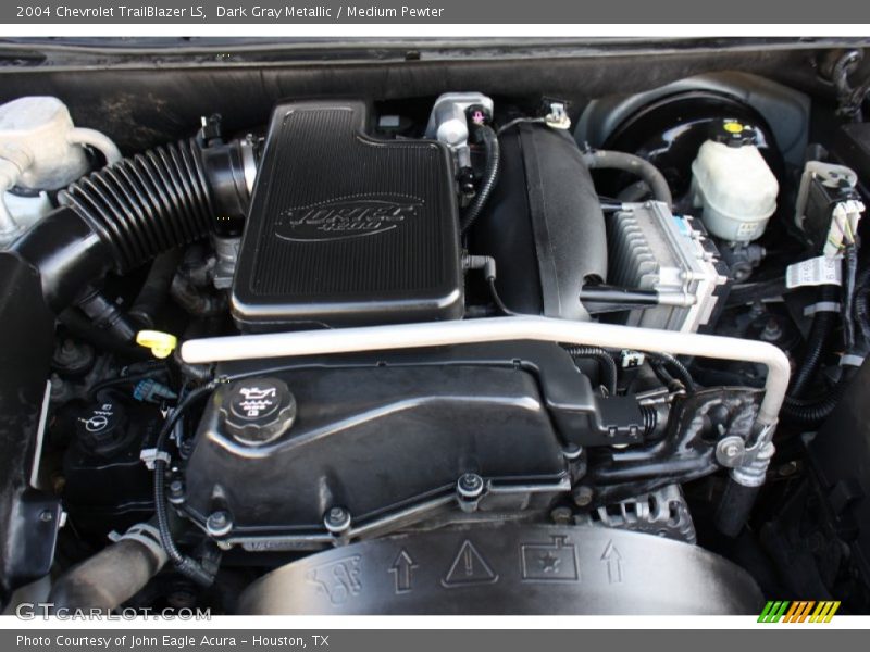 Dark Gray Metallic / Medium Pewter 2004 Chevrolet TrailBlazer LS