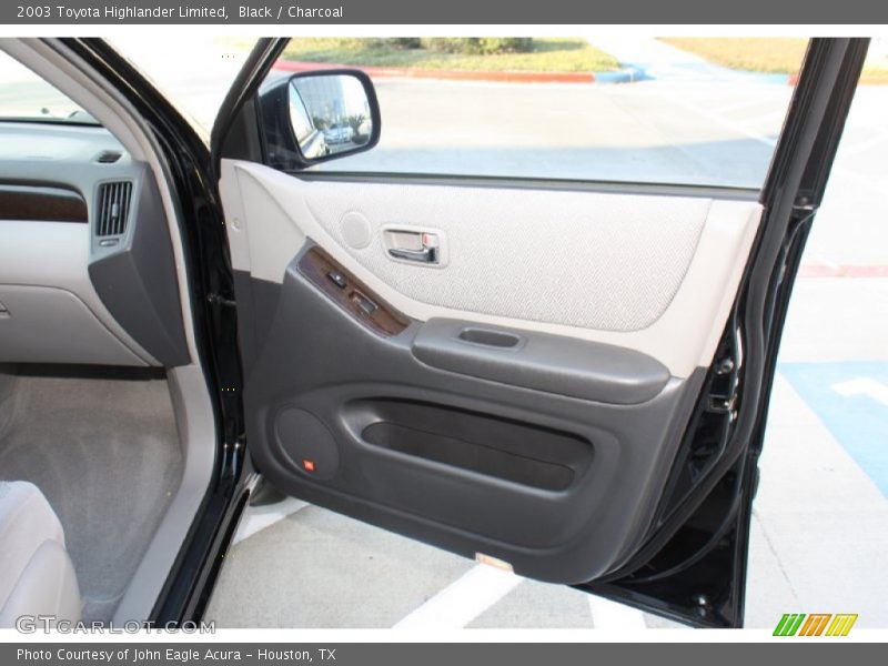 Black / Charcoal 2003 Toyota Highlander Limited