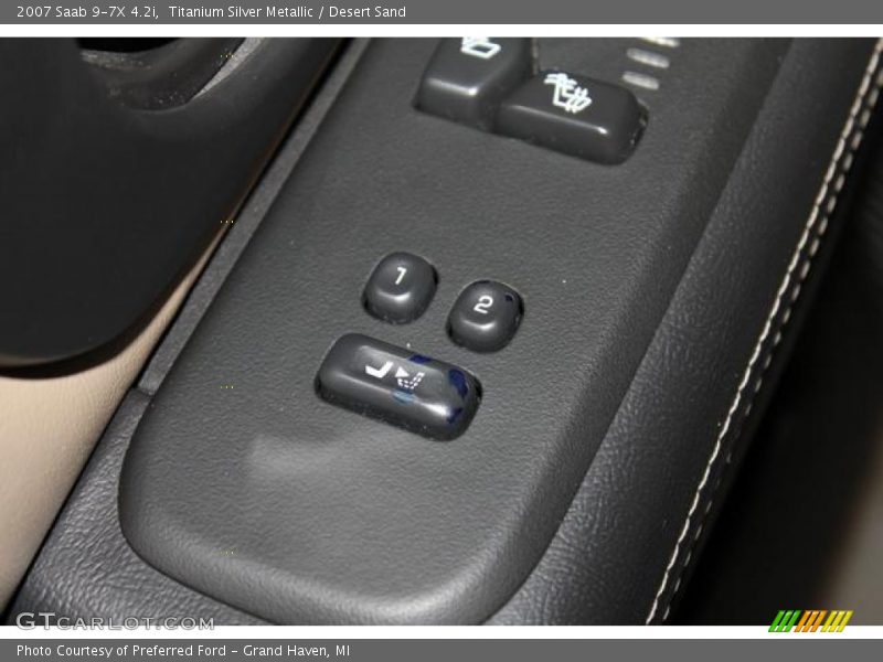 Titanium Silver Metallic / Desert Sand 2007 Saab 9-7X 4.2i