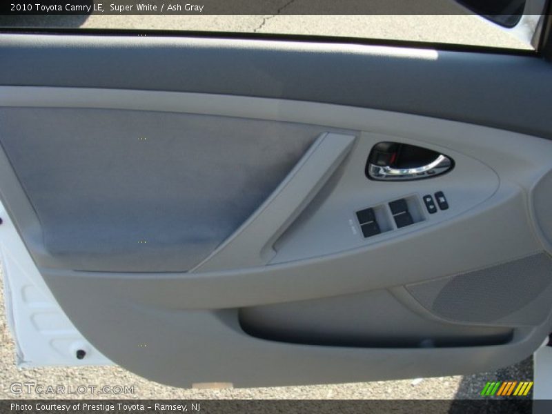 Super White / Ash Gray 2010 Toyota Camry LE