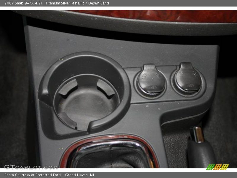 Titanium Silver Metallic / Desert Sand 2007 Saab 9-7X 4.2i