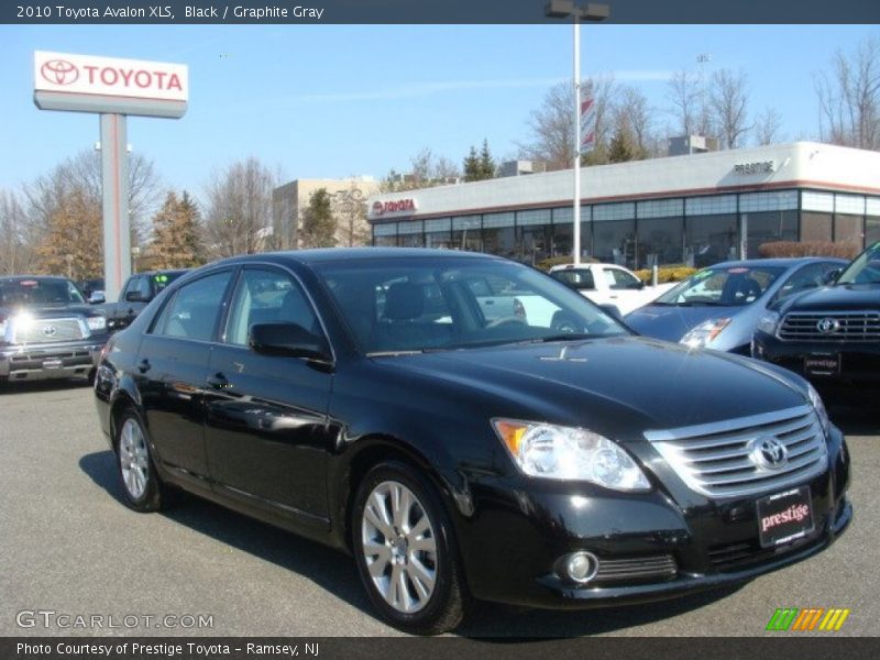 Black / Graphite Gray 2010 Toyota Avalon XLS