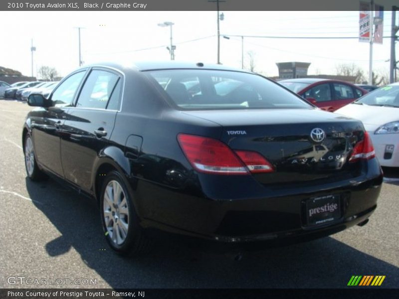 Black / Graphite Gray 2010 Toyota Avalon XLS