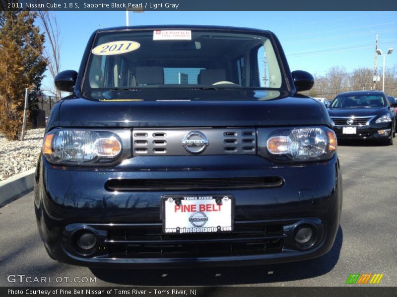 Sapphire Black Pearl / Light Gray 2011 Nissan Cube 1.8 S