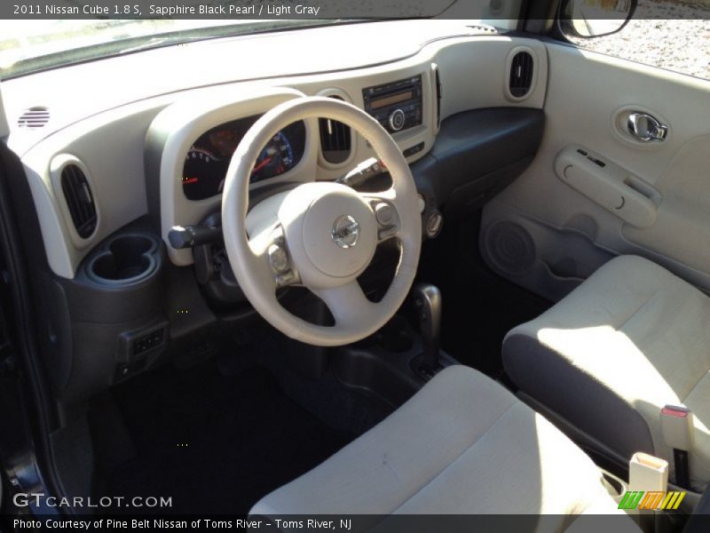 Sapphire Black Pearl / Light Gray 2011 Nissan Cube 1.8 S
