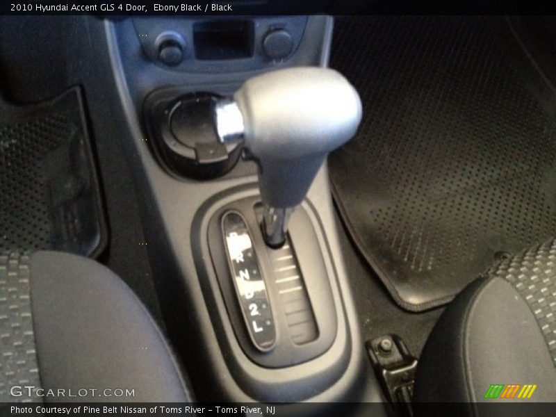Ebony Black / Black 2010 Hyundai Accent GLS 4 Door
