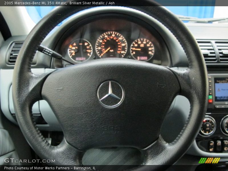  2005 ML 350 4Matic Steering Wheel