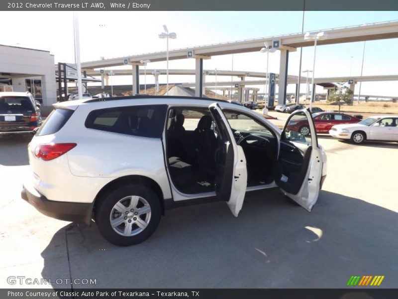White / Ebony 2012 Chevrolet Traverse LT AWD