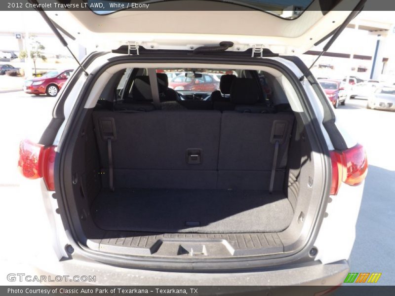 White / Ebony 2012 Chevrolet Traverse LT AWD