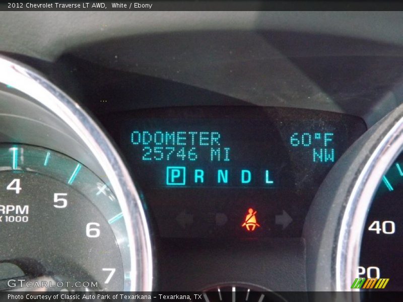 White / Ebony 2012 Chevrolet Traverse LT AWD