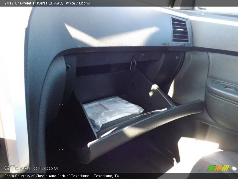 White / Ebony 2012 Chevrolet Traverse LT AWD