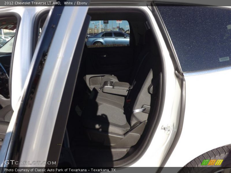 White / Ebony 2012 Chevrolet Traverse LT AWD
