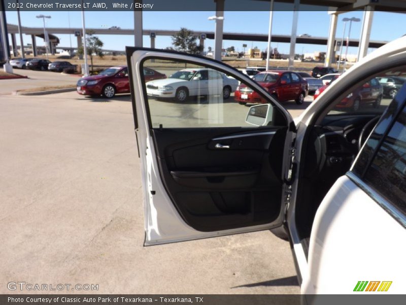 White / Ebony 2012 Chevrolet Traverse LT AWD