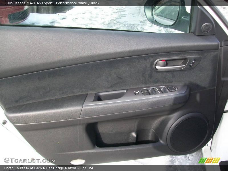 Performance White / Black 2009 Mazda MAZDA6 i Sport