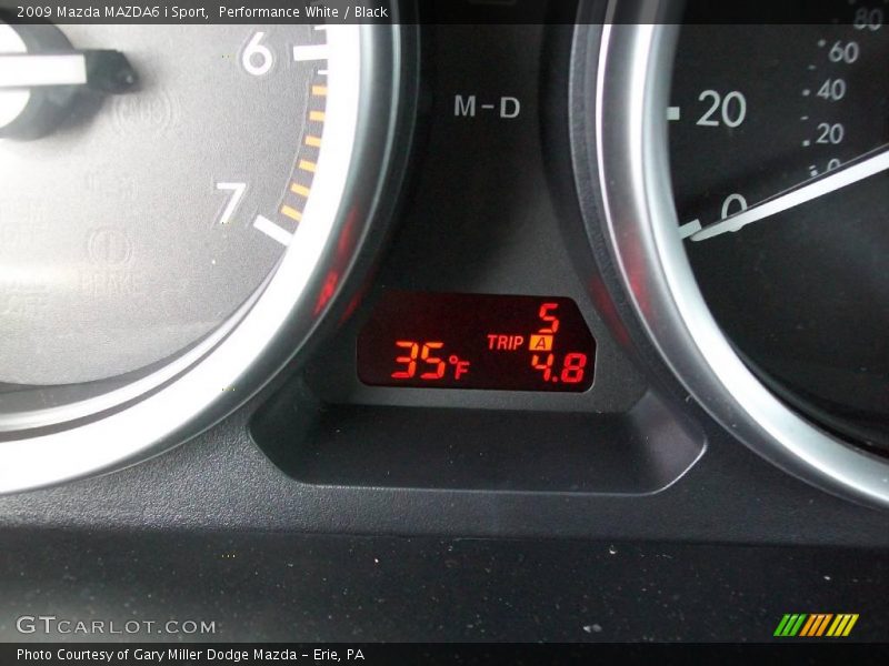Performance White / Black 2009 Mazda MAZDA6 i Sport