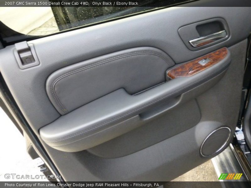 Onyx Black / Ebony Black 2007 GMC Sierra 1500 Denali Crew Cab 4WD
