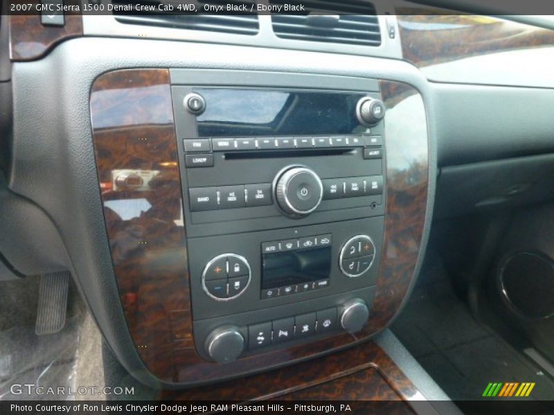 Onyx Black / Ebony Black 2007 GMC Sierra 1500 Denali Crew Cab 4WD