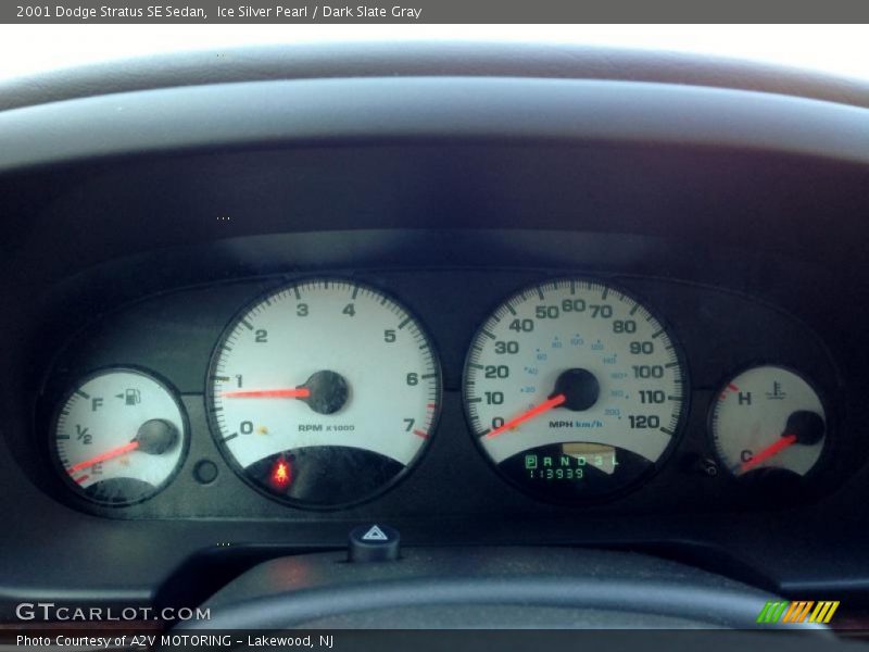 2001 Stratus SE Sedan SE Sedan Gauges