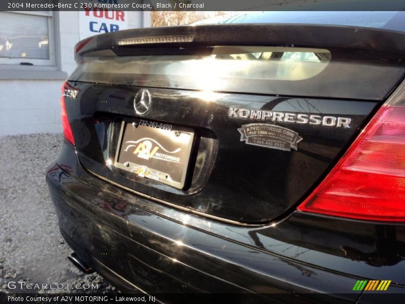 Black / Charcoal 2004 Mercedes-Benz C 230 Kompressor Coupe