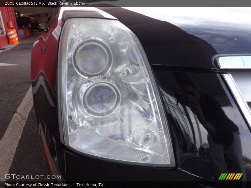 Black Raven / Ebony 2005 Cadillac STS V6